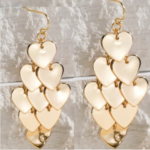 Chandelier Gold Tone Heart Dangle Earrings - Picture 2 of 6